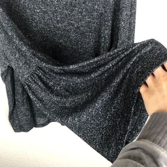 Rue21 Gray Long Flared Flounce Sleeve Soft Scoop Neck Top Shirt Plus Size - Picture 3 of 5